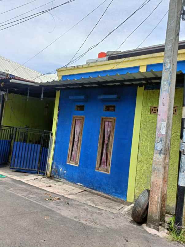dijual rumah jl perumahan bernis