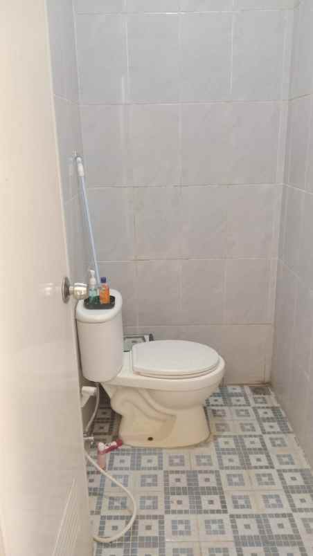 dijual rumah jl raya arco dekat duren