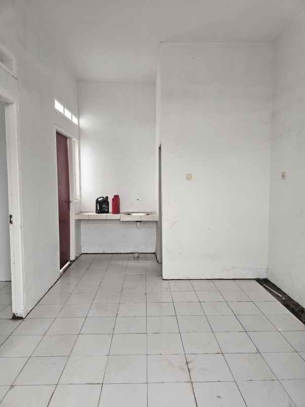 dijual rumah jl raya pakuhaji rawa