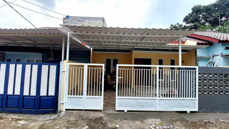 dijual rumah jl raya parung serab