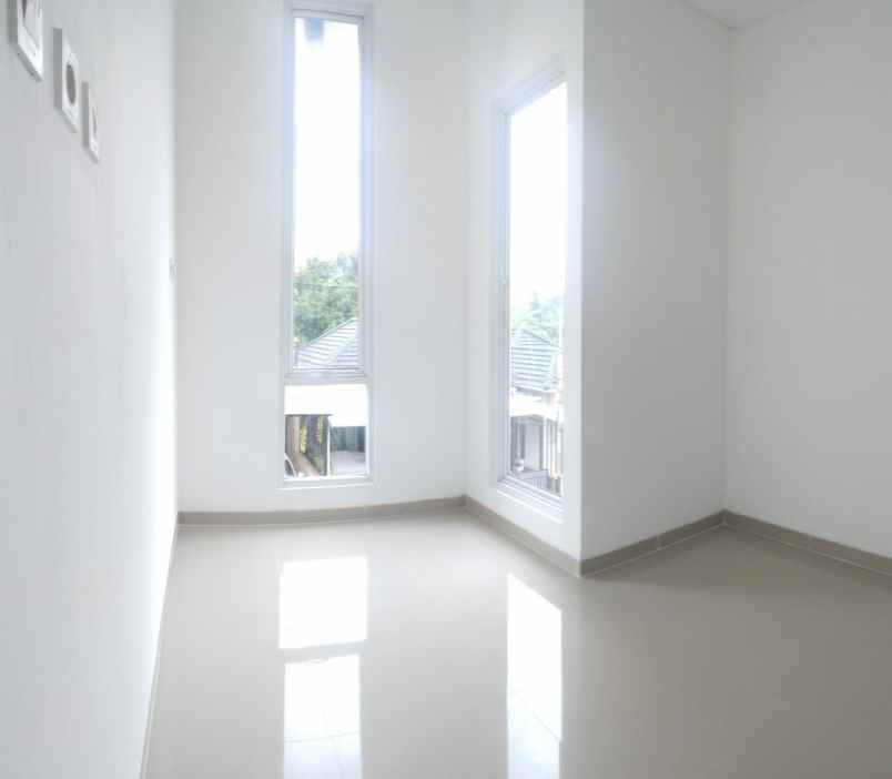 dijual rumah jl suka karya 1