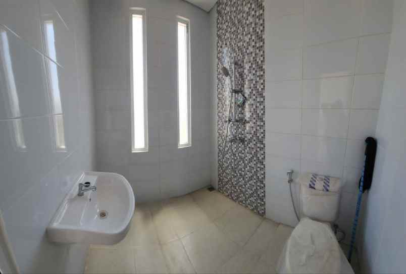 dijual rumah jl suka karya 1