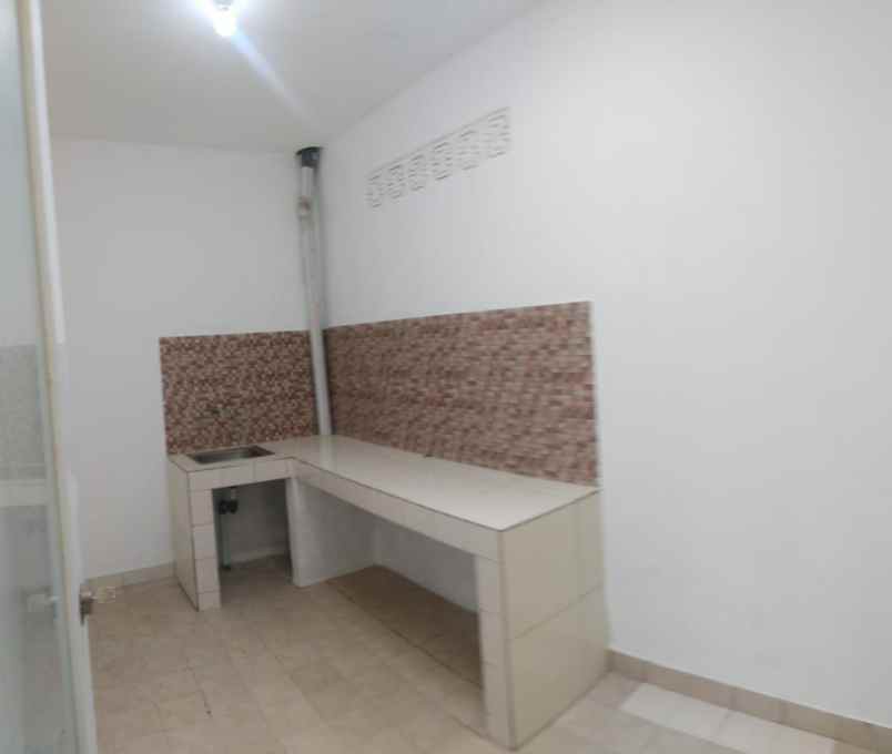 dijual rumah jl suka karya 1