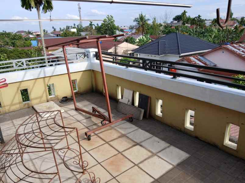 dijual rumah jl tengkubey