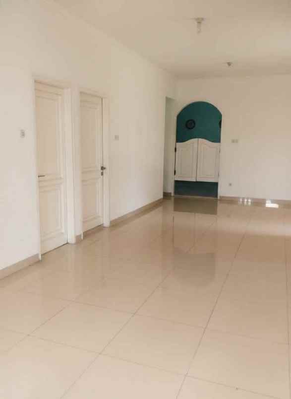 dijual rumah jl ters gegerkalong hilir