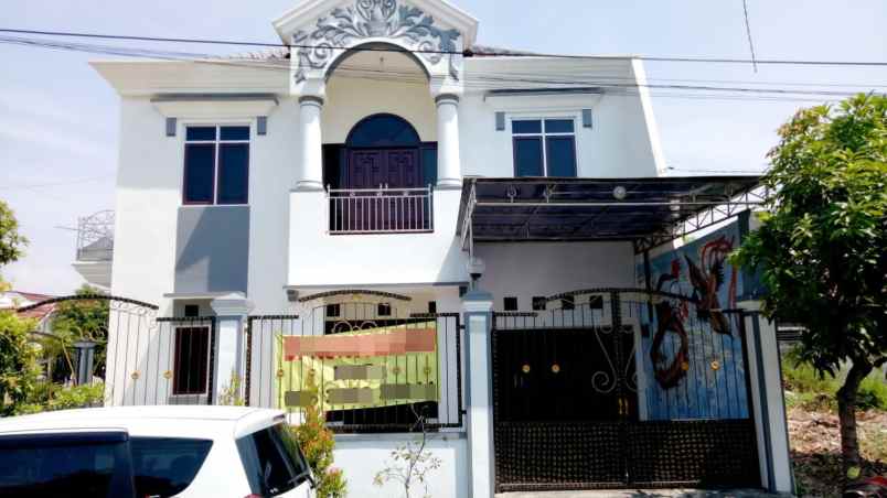dijual rumah jl wiguna timur regency
