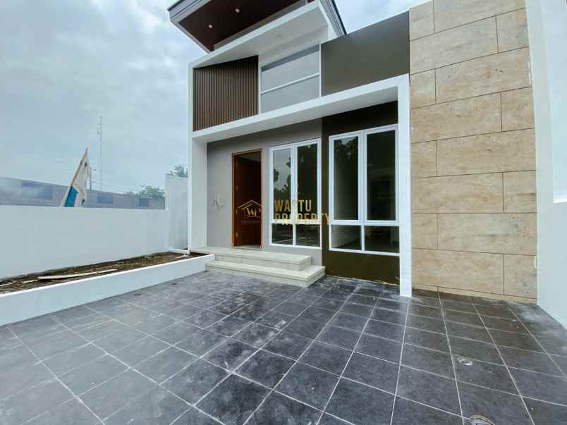 dijual rumah jl wonosalam losari