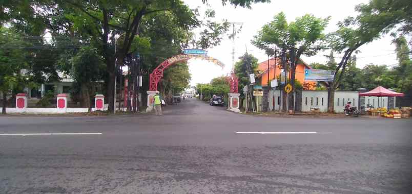 dijual rumah jl zebra