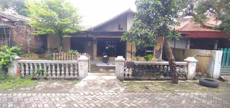 dijual rumah jl zebra