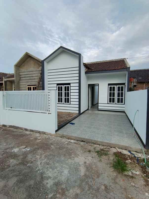 dijual rumah jln bojongwaru rancamulya