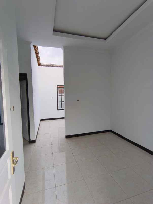 dijual rumah jln bojongwaru rancamulya