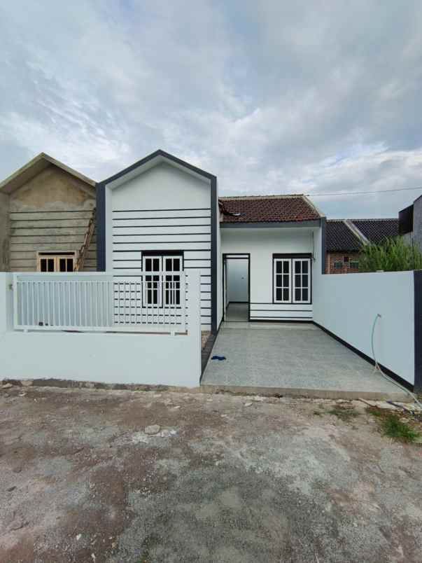 dijual rumah jln bojongwaru rancamulya