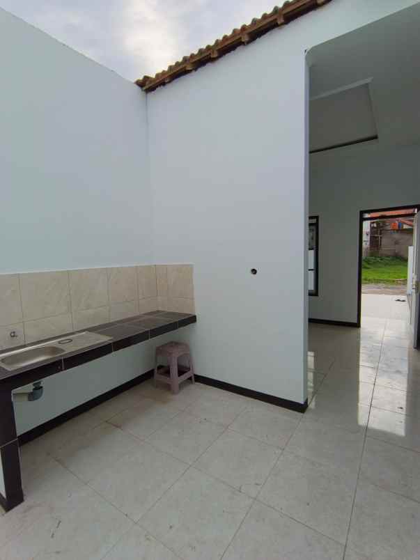 dijual rumah jln bojongwaru rancamulya