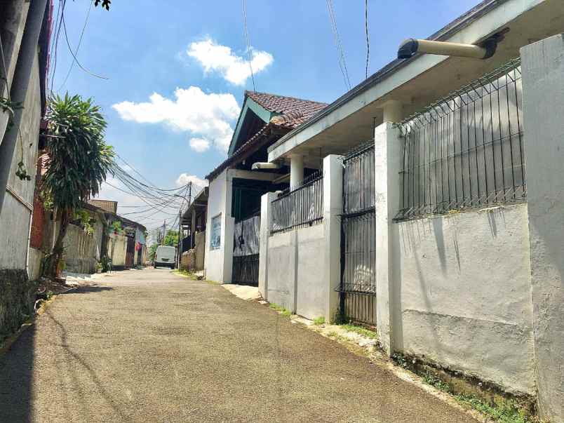 dijual rumah jln pertengahan