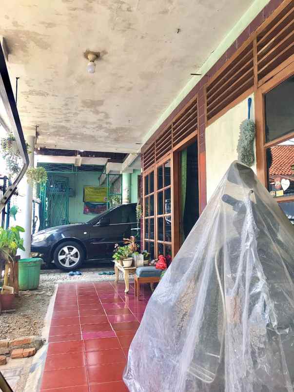 dijual rumah jln pertengahan