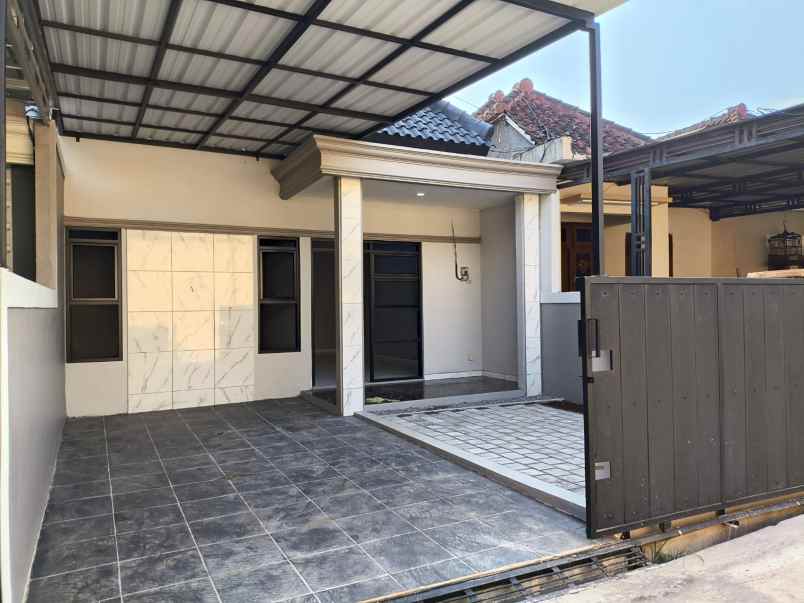 dijual rumah kalisegoro