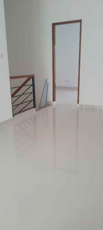 dijual rumah kavling dki pondok kelapa