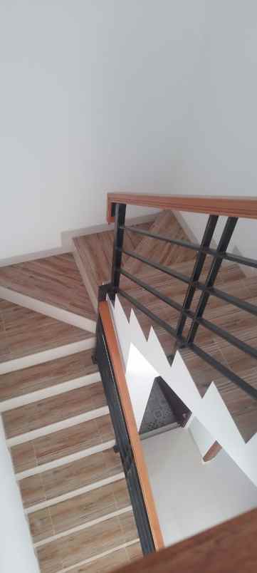 dijual rumah kavling dki pondok kelapa