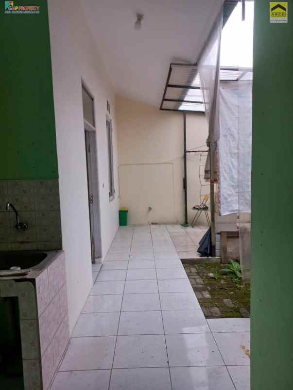 dijual rumah kawaluyaan