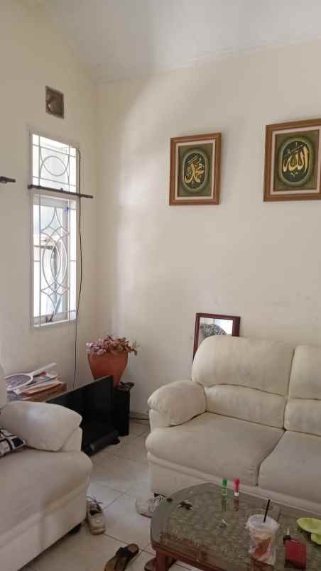 dijual rumah kawaluyaan