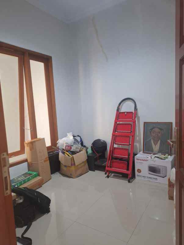 dijual rumah kebagusan