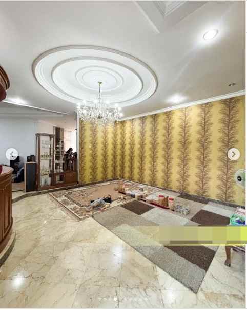 dijual rumah kebayoran lama