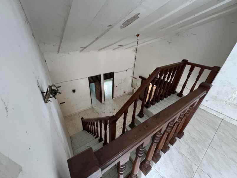 dijual rumah kebon jeruk