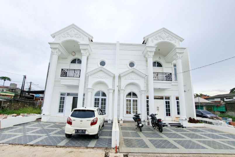 dijual rumah kelapa dua wetan ciracas