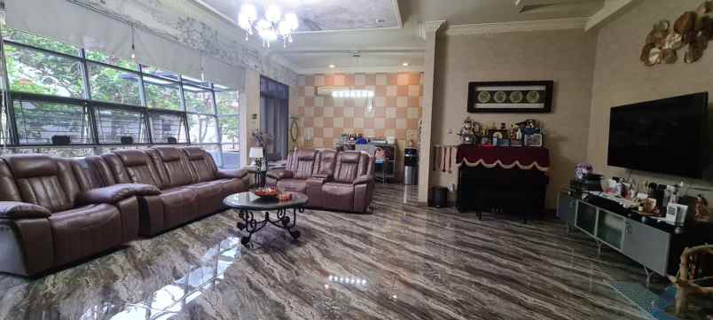 dijual rumah kelapa nias kelapa gading