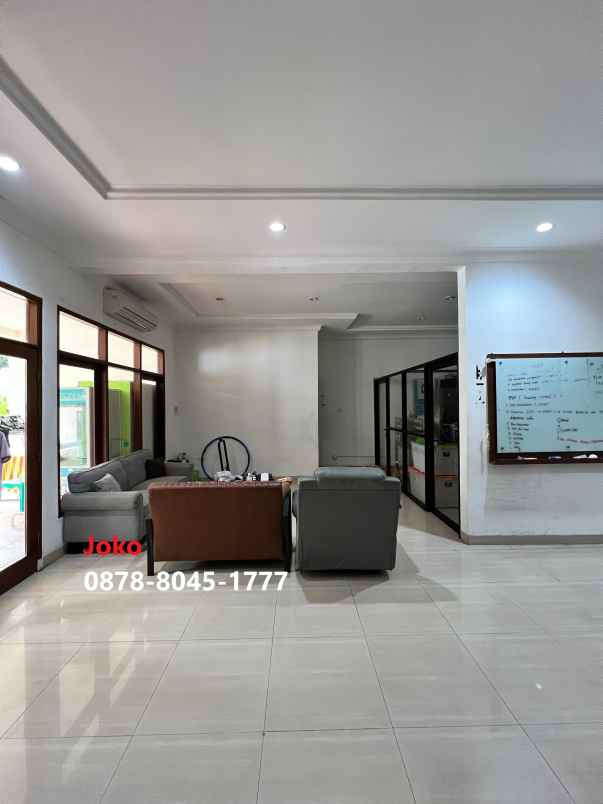 dijual rumah kemang dalam