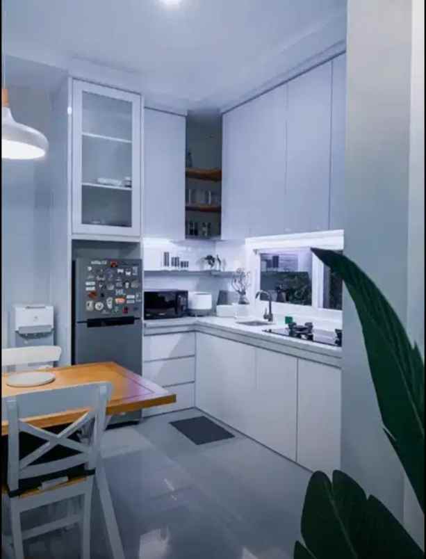 dijual rumah kemangsari jatibening