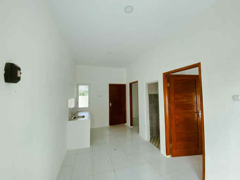 dijual rumah kepatihan tamanmartani kec