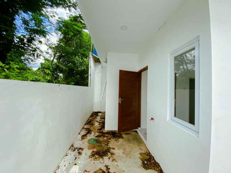 dijual rumah kepatihan tamanmartani kec