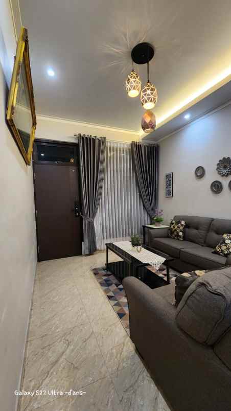 dijual rumah ketintang madya