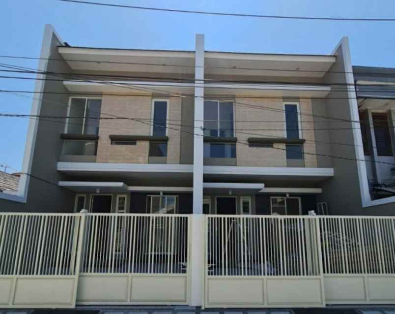 dijual rumah klampis harapan