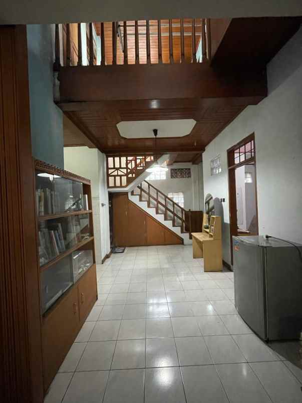 dijual rumah komp bumi prima