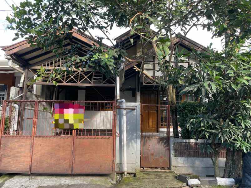 dijual rumah komp bumi prima