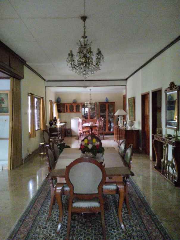 dijual rumah komplek auri jl wira bakti