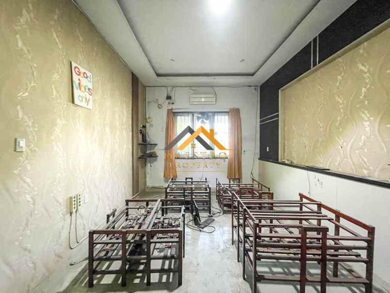 dijual rumah komplek bandar selamat