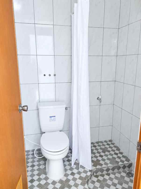 dijual rumah komplek batununggal indah