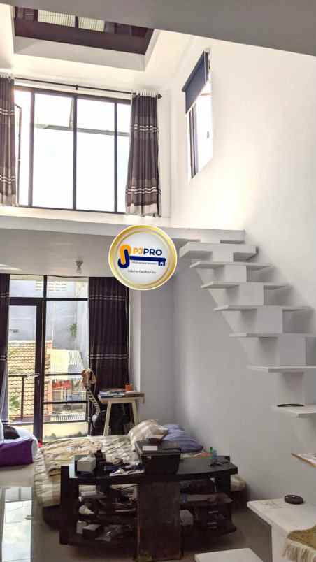 dijual rumah komplek cipinang elok