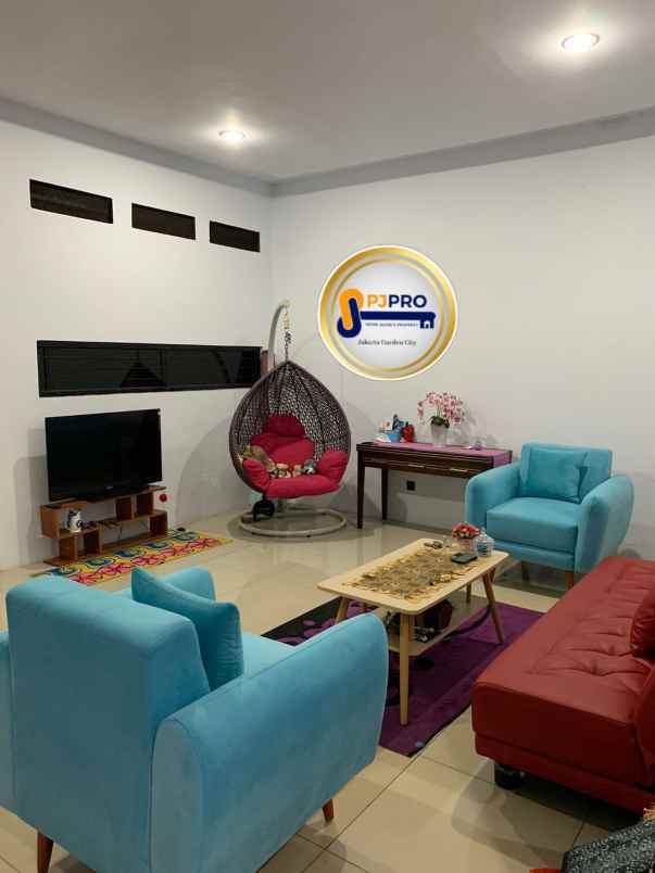 dijual rumah komplek cipinang elok