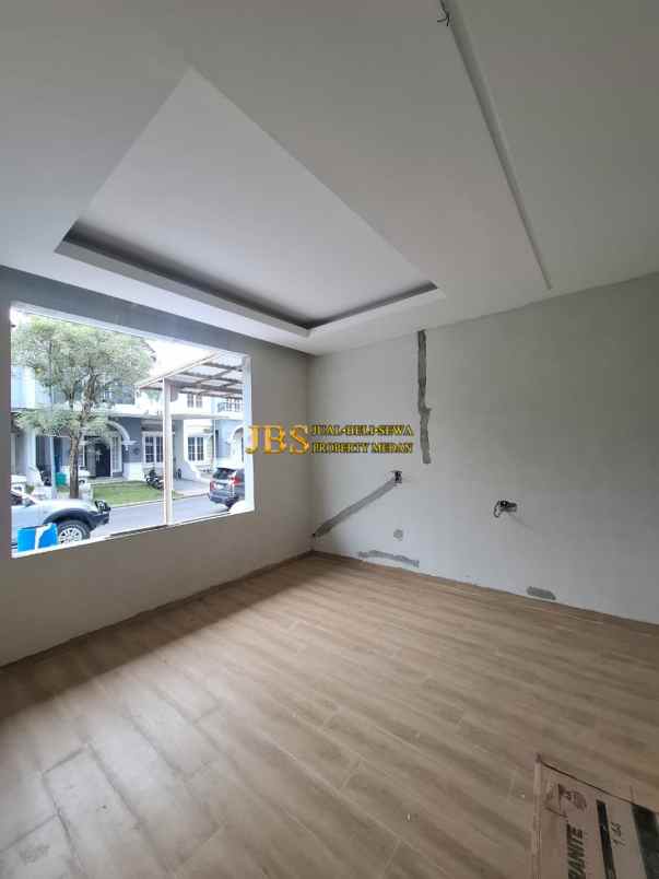 dijual rumah komplek citraland gama