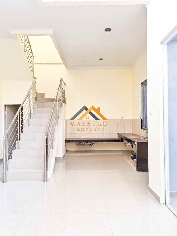 dijual rumah komplek green park type