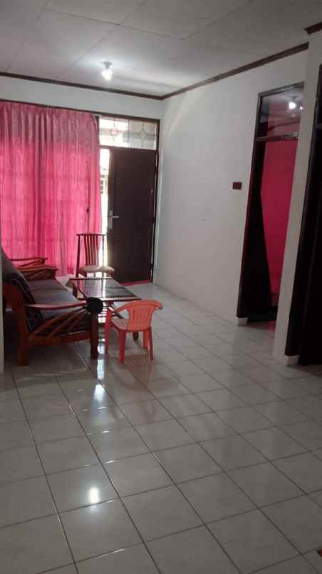 dijual rumah komplek pratista antapani