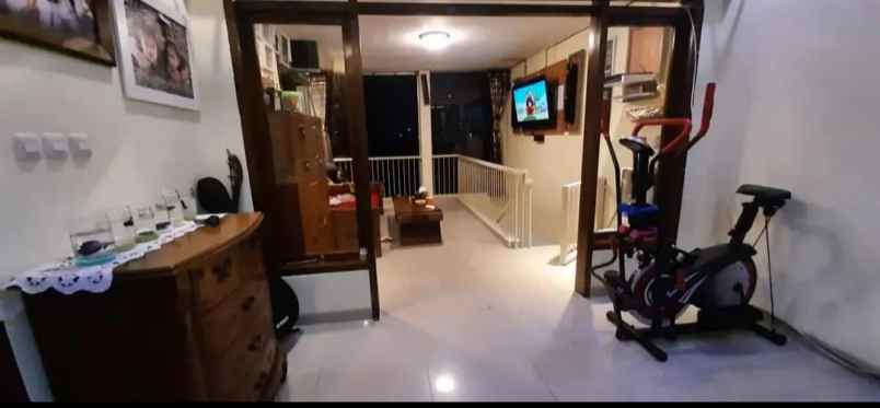 dijual rumah komplek sayana terrace