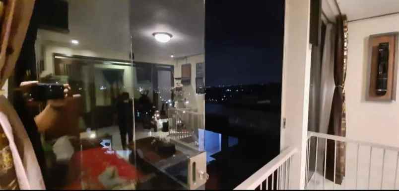 dijual rumah komplek sayana terrace