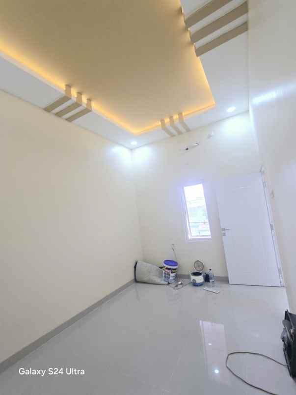 dijual rumah kota harapan indah bekasi