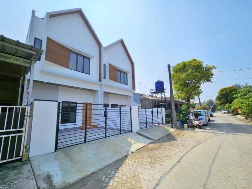 dijual rumah kota harapan indah bekasi