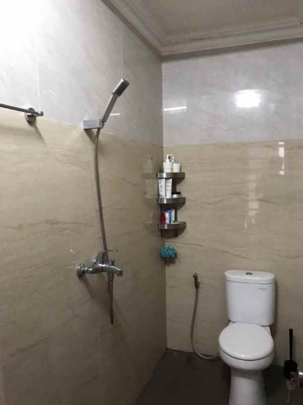 dijual rumah kranggan permai cibubur